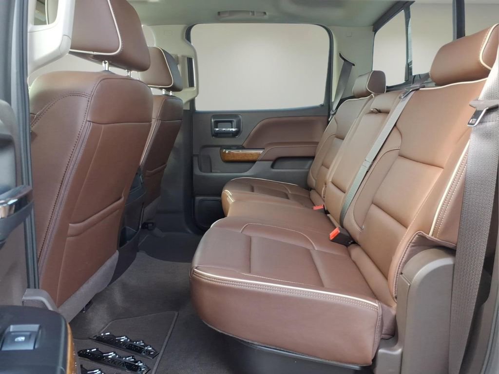 Used 2018 Chevrolet Silverado 1500 High Country image 7