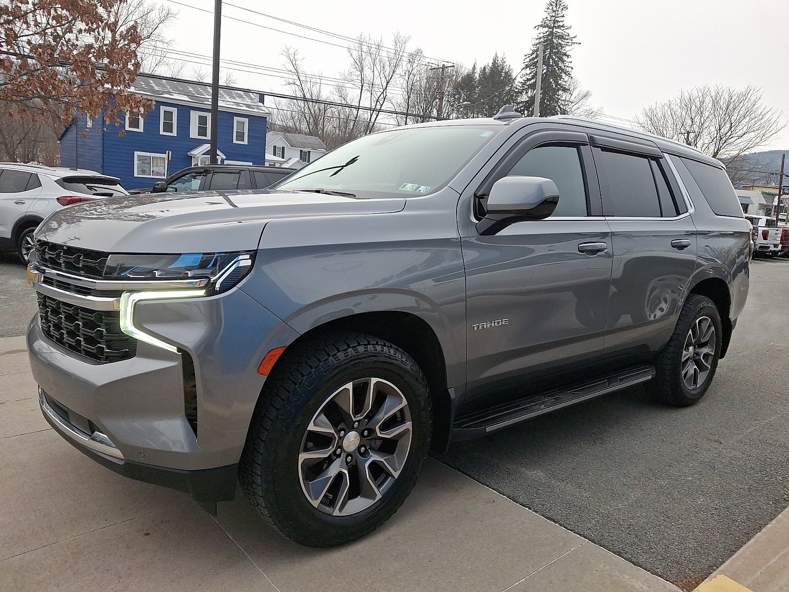 Used 2022 Chevrolet Tahoe LS w/ Driver Alert Package image 3