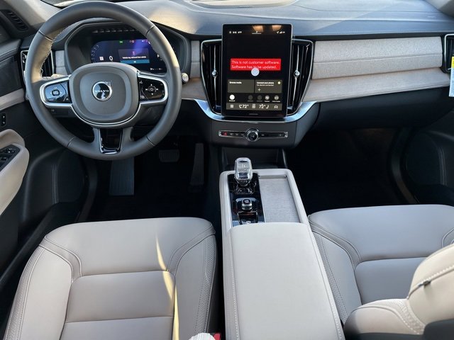 New 2026 Volvo XC90 B6 Plus w/ Protection Package Premier image 11