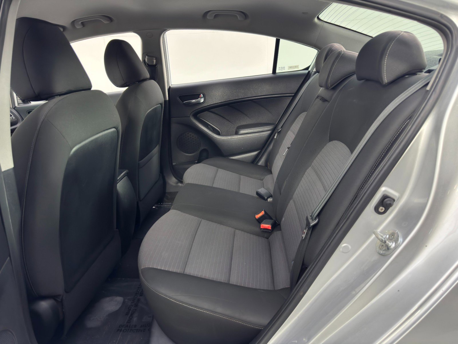 Used 2015 Kia Forte LX w/ Popular Package image 31