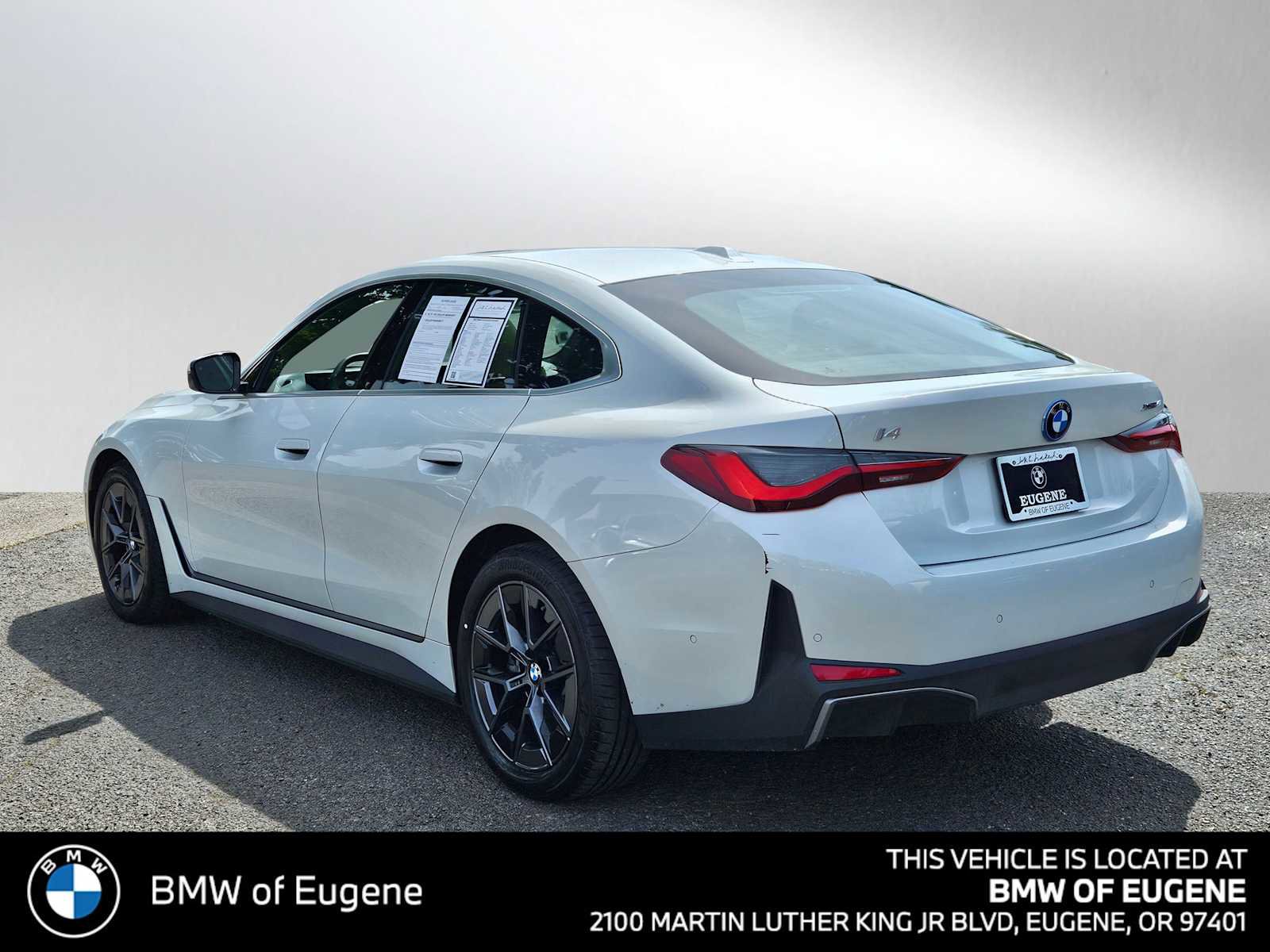 Used 2025 BMW i4 xDrive40i w/ Premium Package AWD/4WD image 5