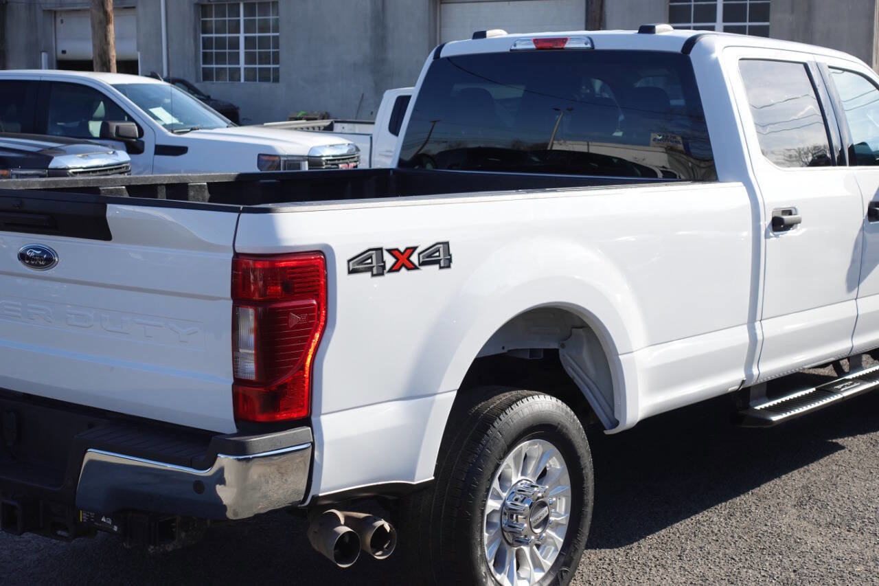 Used 2022 Ford F350 XLT w/ XLT Value Package image 11