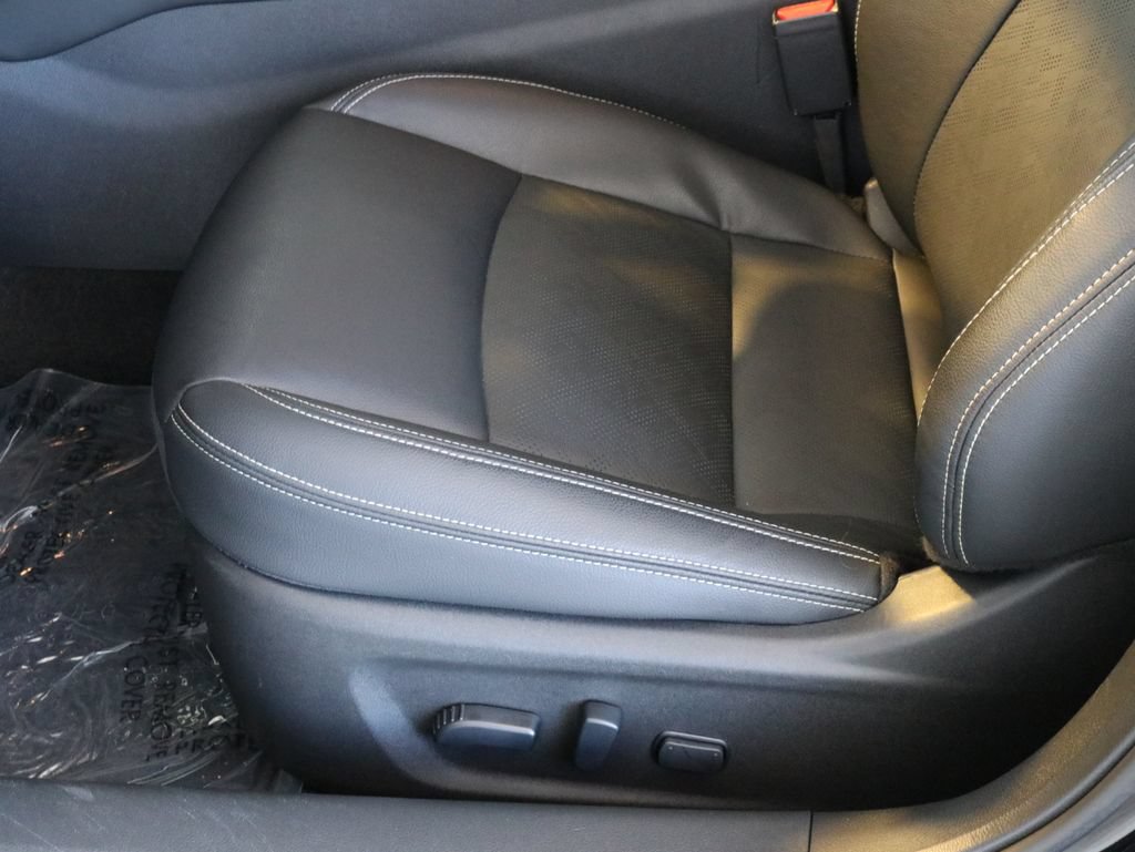 Used 2025 Nissan Altima 2.5 SL AWD/4WD image 27