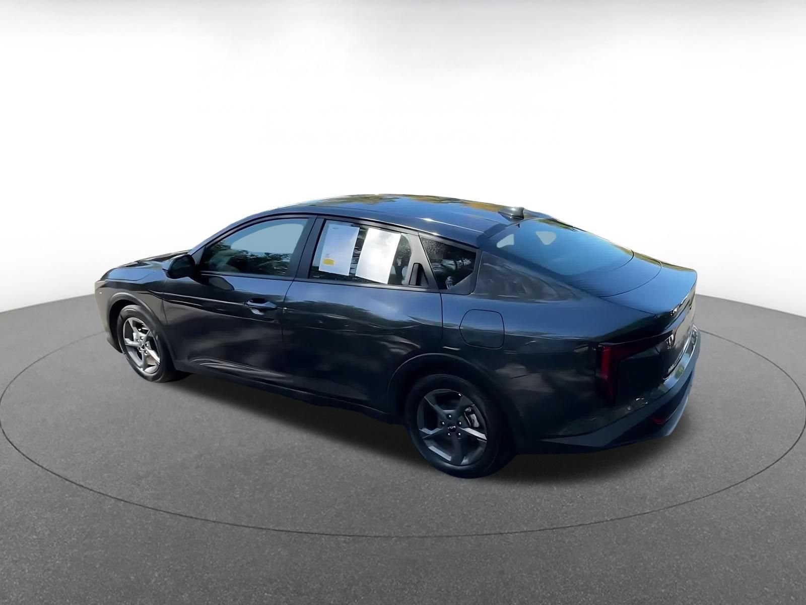 Used 2026 Kia K4 FWD image 9