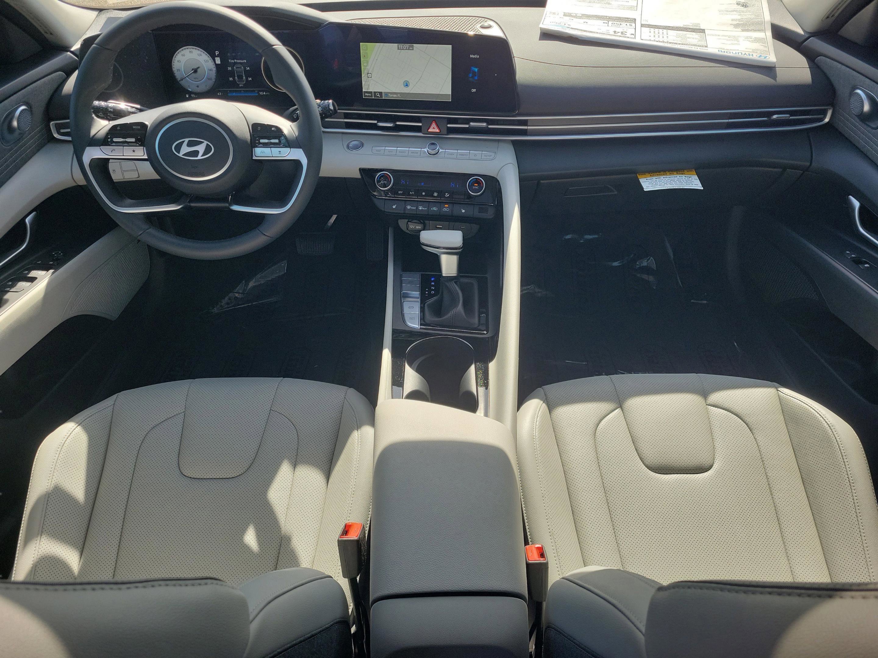 New 2026 Hyundai Elantra Limited FWD image 25
