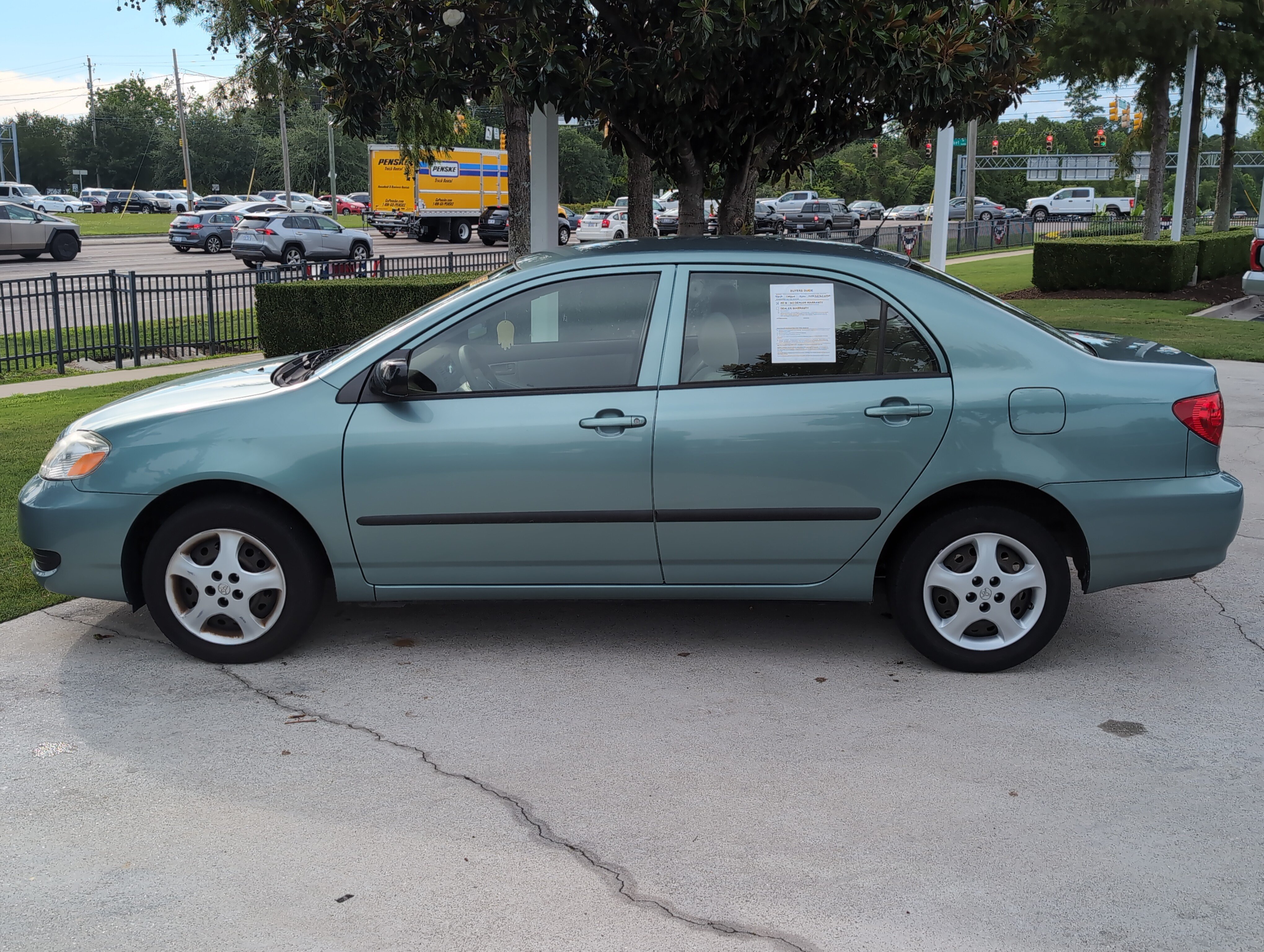 Used 2006 Toyota Corolla CE FWD image 7