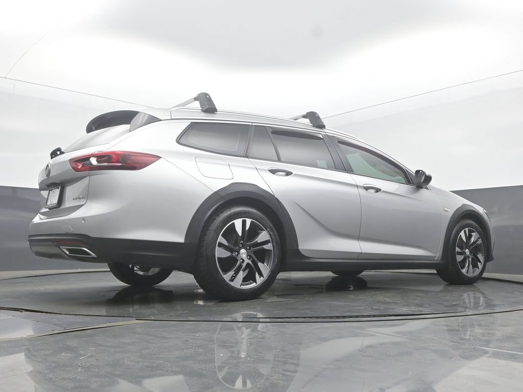 Used 2019 Buick Regal Essence w/ Driver Confidence Package I AWD/4WD image 78