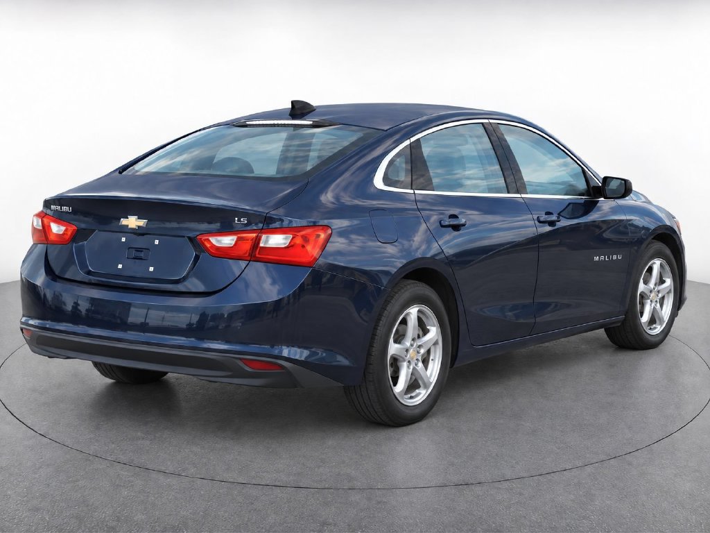 Used 2016 Chevrolet Malibu LS FWD image 3