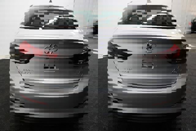 Used 2017 Hyundai Elantra ECO image 6