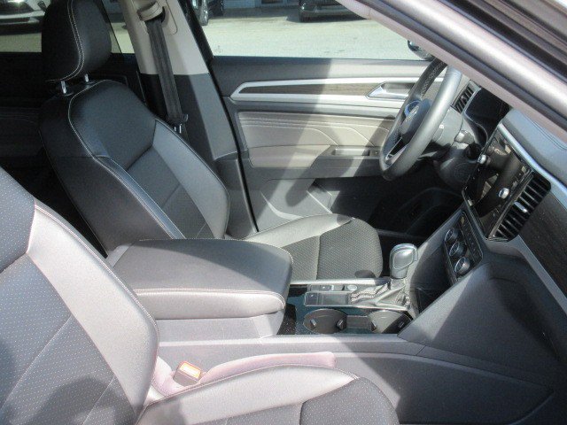 Used 2022 Volkswagen Atlas SE image 12