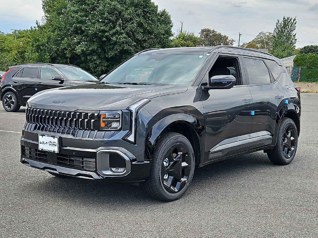 New 2027 Kia Seltos X-Line S w/ X-Line S Premium Package AWD/4WD image 3