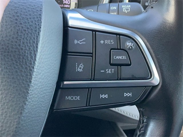 Used 2021 Toyota Highlander XLE image 26