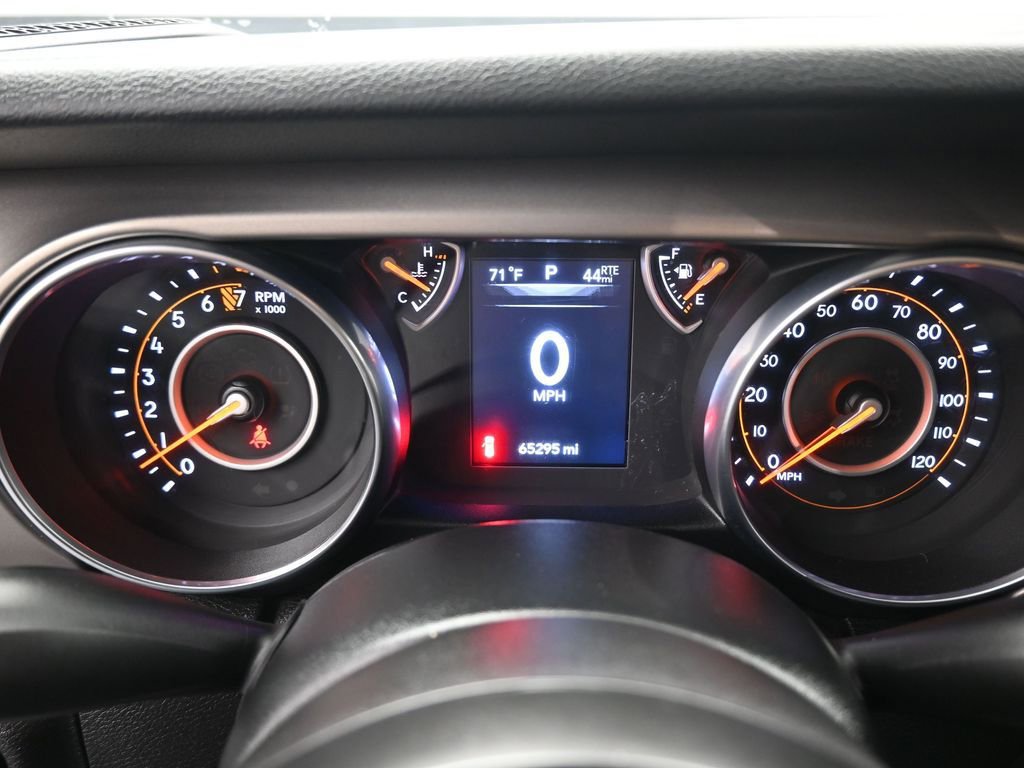 Used 2020 Jeep Wrangler Sport image 7