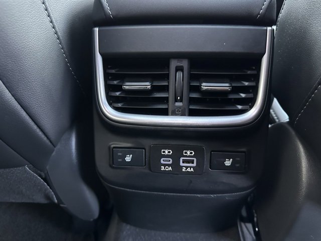 Used 2025 Subaru Outback Limited image 26