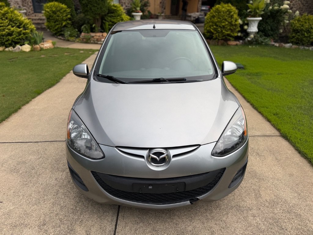 Used 2013 MAZDA MAZDA2 Sport FWD image 3