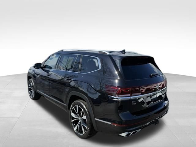Certified 2024 Volkswagen Atlas SEL Premium R-Line image 6