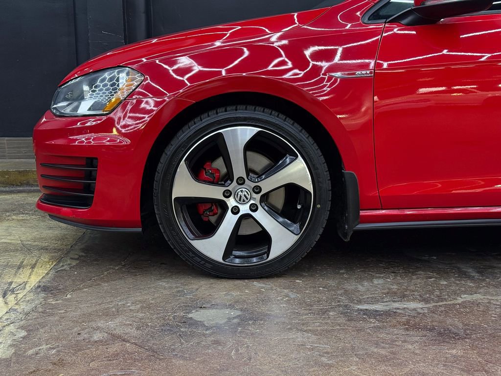 Used 2015 Volkswagen GTI S FWD image 4