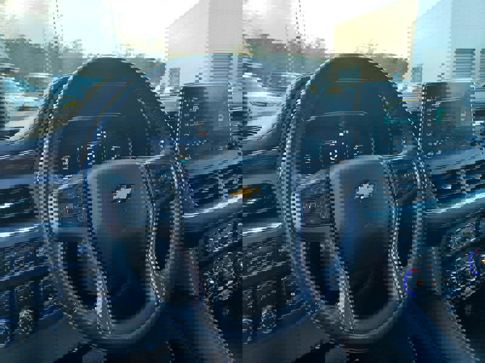 Used 2022 Chevrolet Tahoe High Country w/ Premium Package image 9