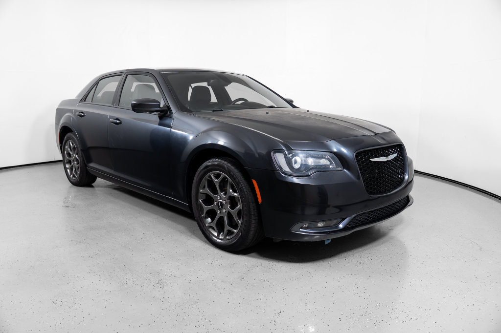Used 2015 Chrysler 300 S AWD/4WD image 2