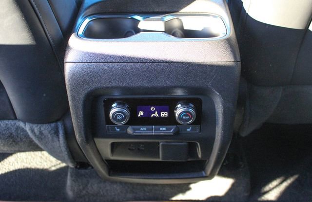 Used 2024 GMC Acadia AT4 image 15