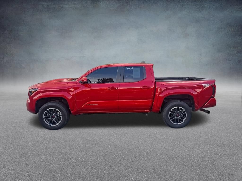 Used 2025 Toyota Tacoma TRD Sport AWD/4WD image 5