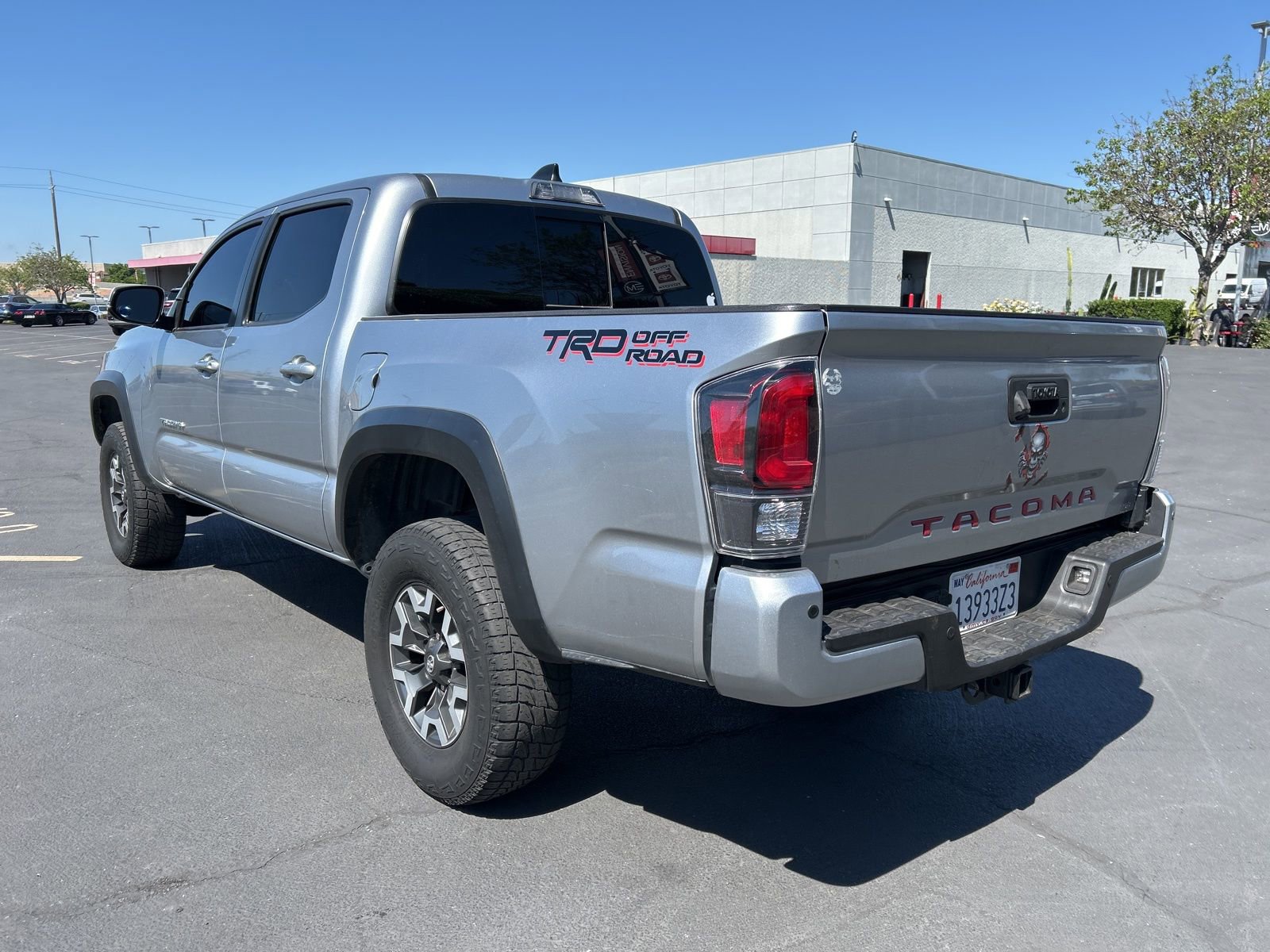 Used 2022 Toyota Tacoma TRD Off-Road w/ Technology Package image 3