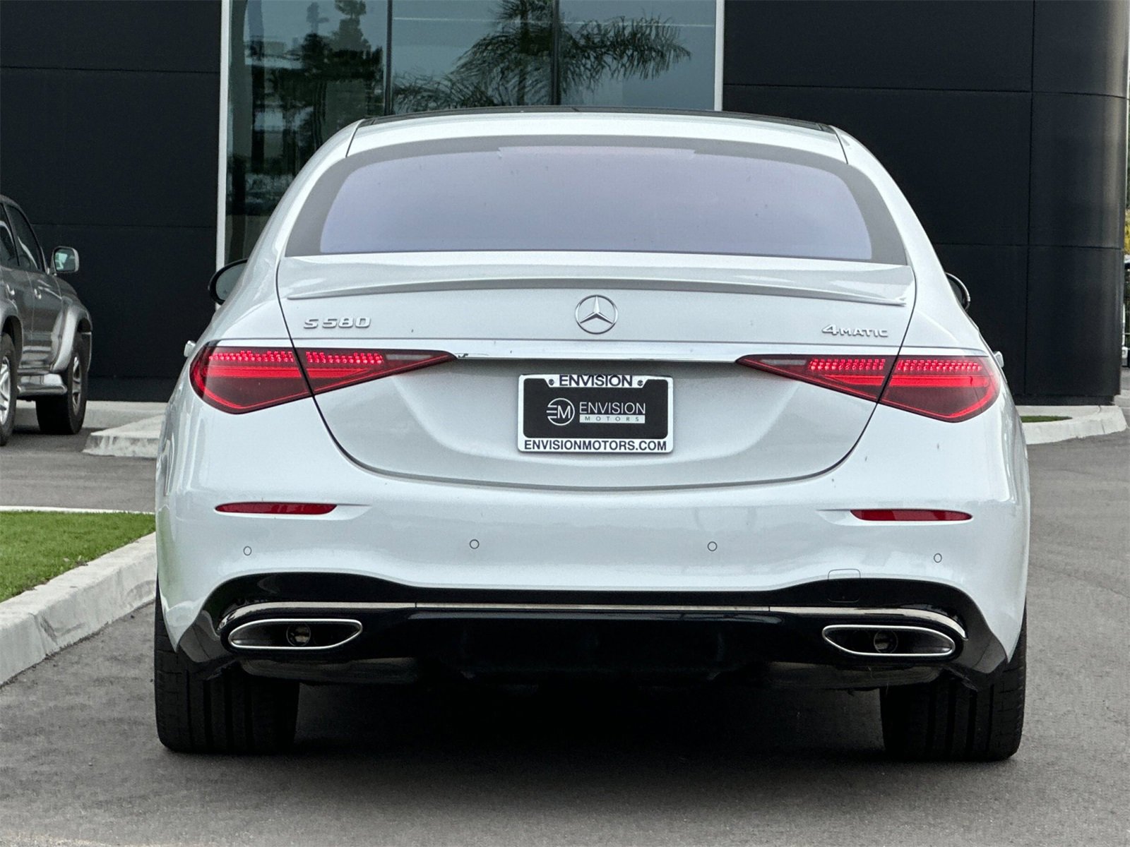 Used 2024 Mercedes-Benz S 580 S 580 image 4
