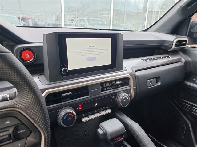 Used 2024 Toyota Tacoma TRD Off-Road image 24