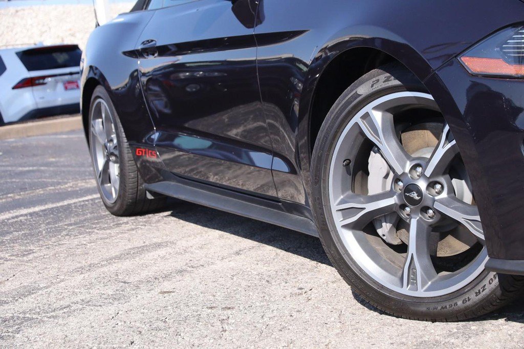 Used 2022 Ford Mustang GT Premium w/ Equipment Group 401A RWD image 3
