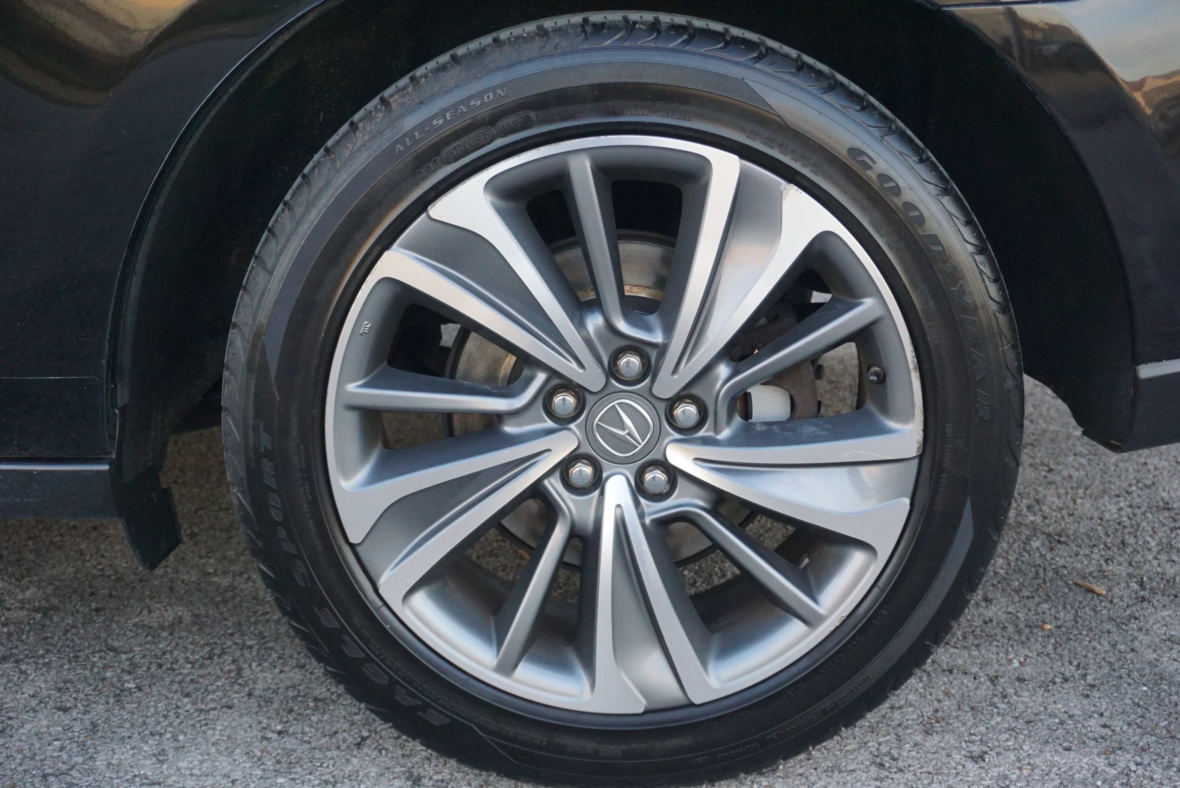 Used 2017 Acura MDX SH-AWD w/ Technology Package image 9