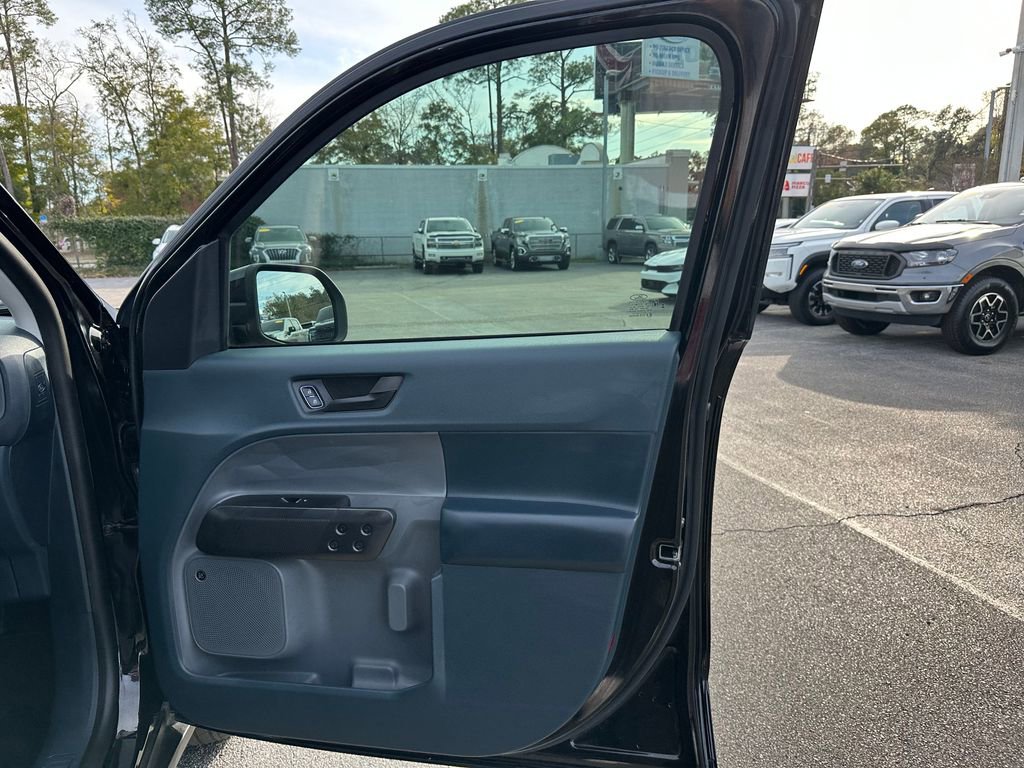 Used 2023 Ford Maverick Lariat w/ Lariat Luxury Package image 36