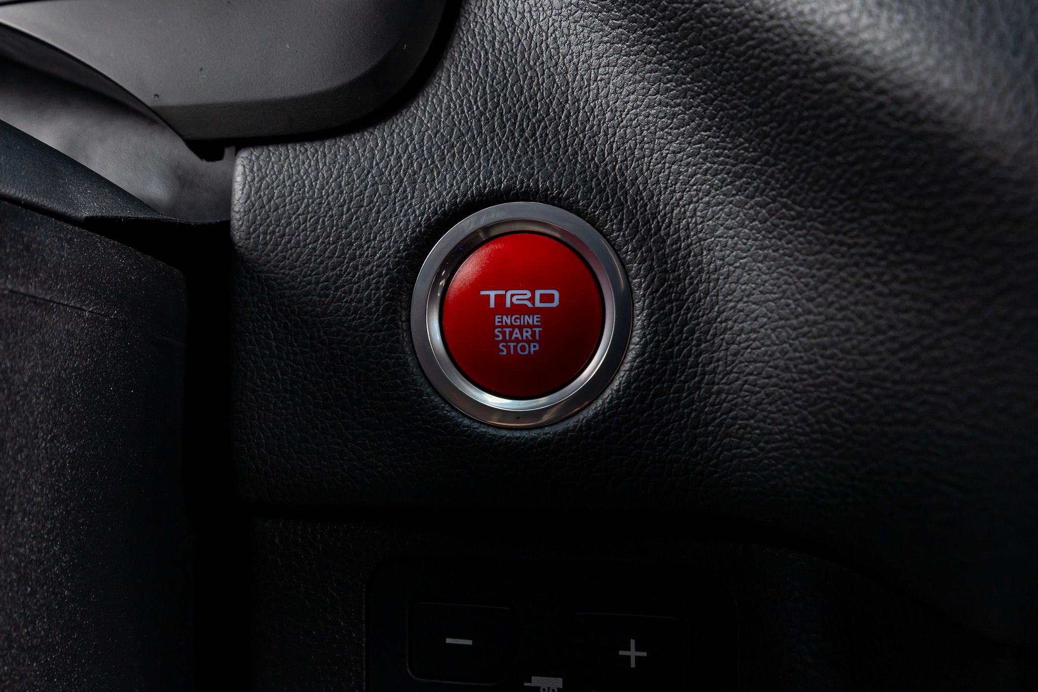 Used 2024 Toyota Tundra Limited AWD/4WD image 23