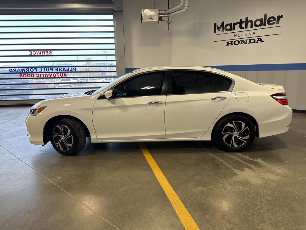 Used 2017 Honda Accord LX image 8