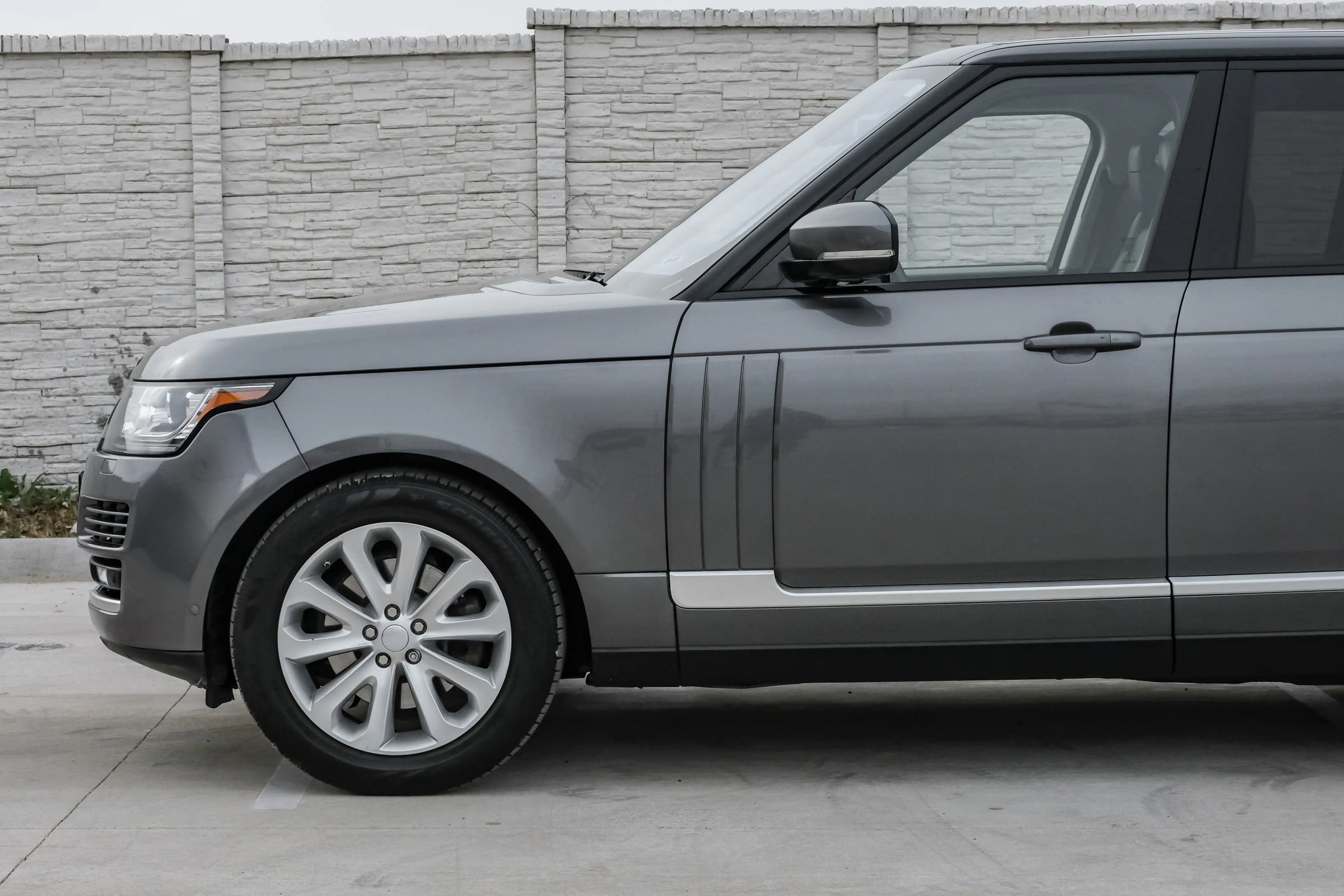 Used 2017 Land Rover Range Rover HSE AWD/4WD image 14