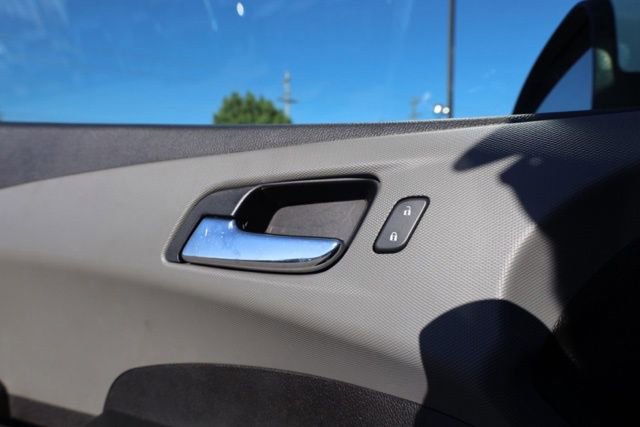 Used 2016 Chevrolet Sonic LT image 22