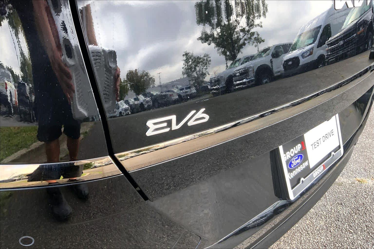 Used 2023 Kia EV6 GT-Line w/ GT-Line Suede Seat Package AWD/4WD image 30