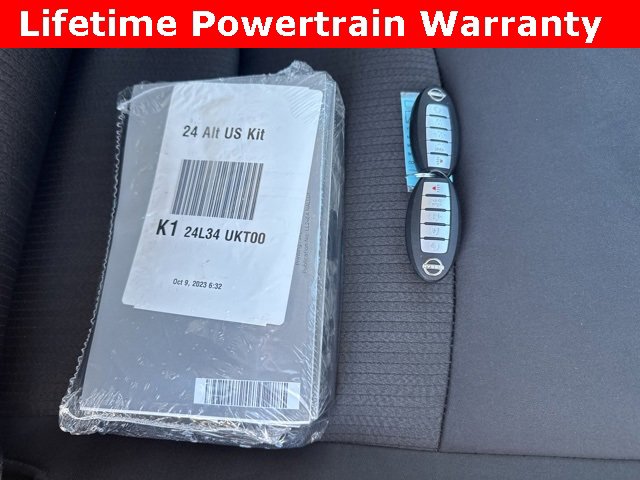 Used 2024 Nissan Altima 2.5 SV image 17