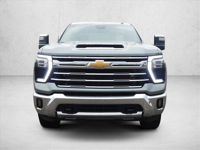 Used 2024 Chevrolet Silverado 2500 LTZ w/ LTZ Convenience Package AWD/4WD image 4