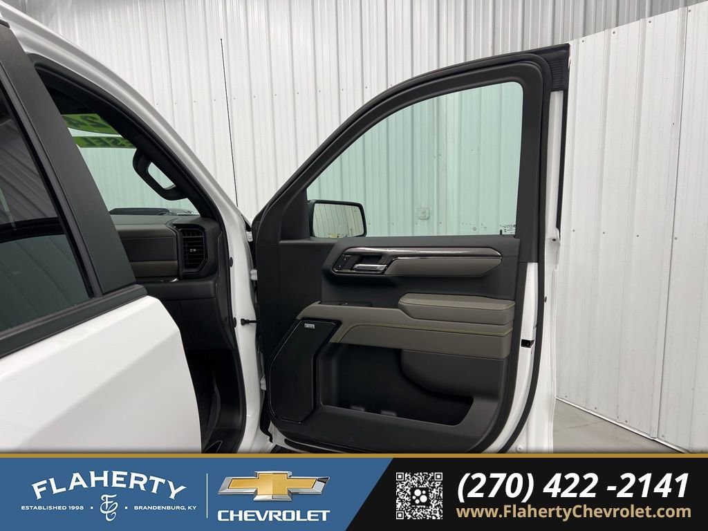 Used 2024 Chevrolet Silverado 1500 ZR2 w/ Technology Package AWD/4WD image 14