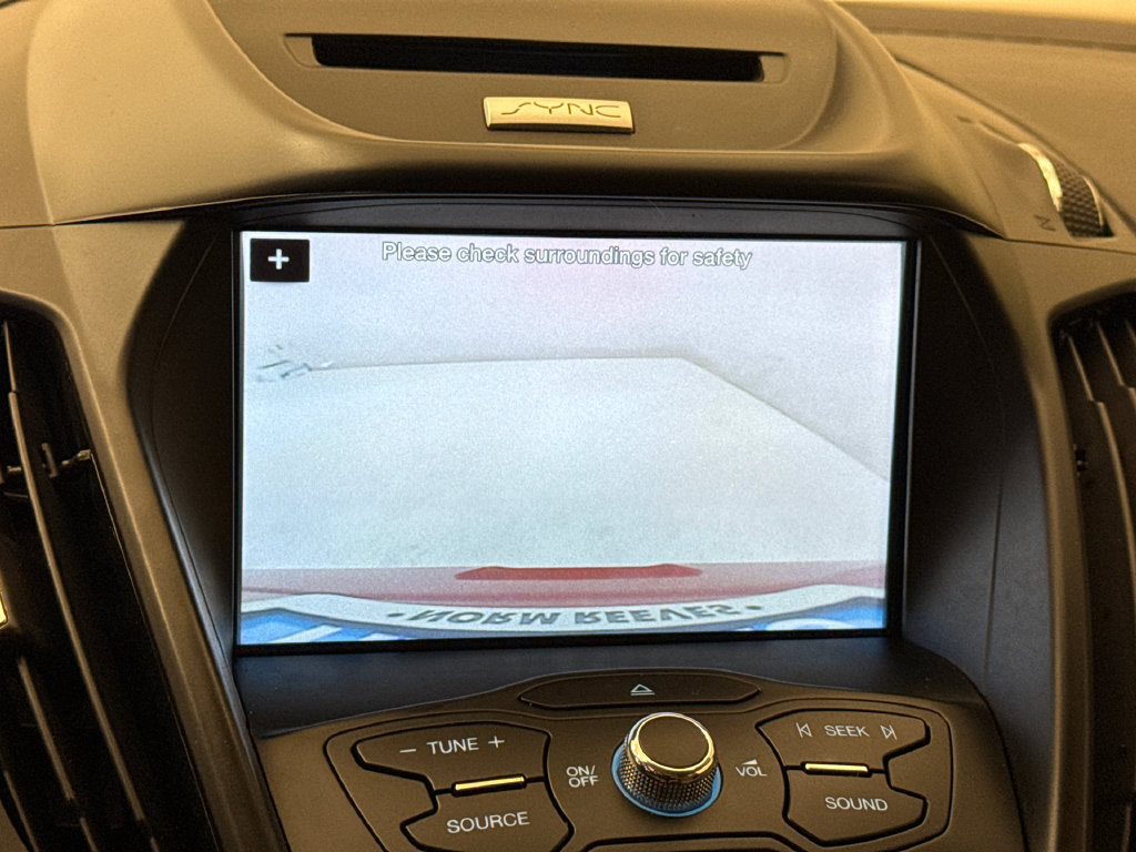 Used 2016 Ford Escape SE w/ Equipment Group 201A FWD image 26