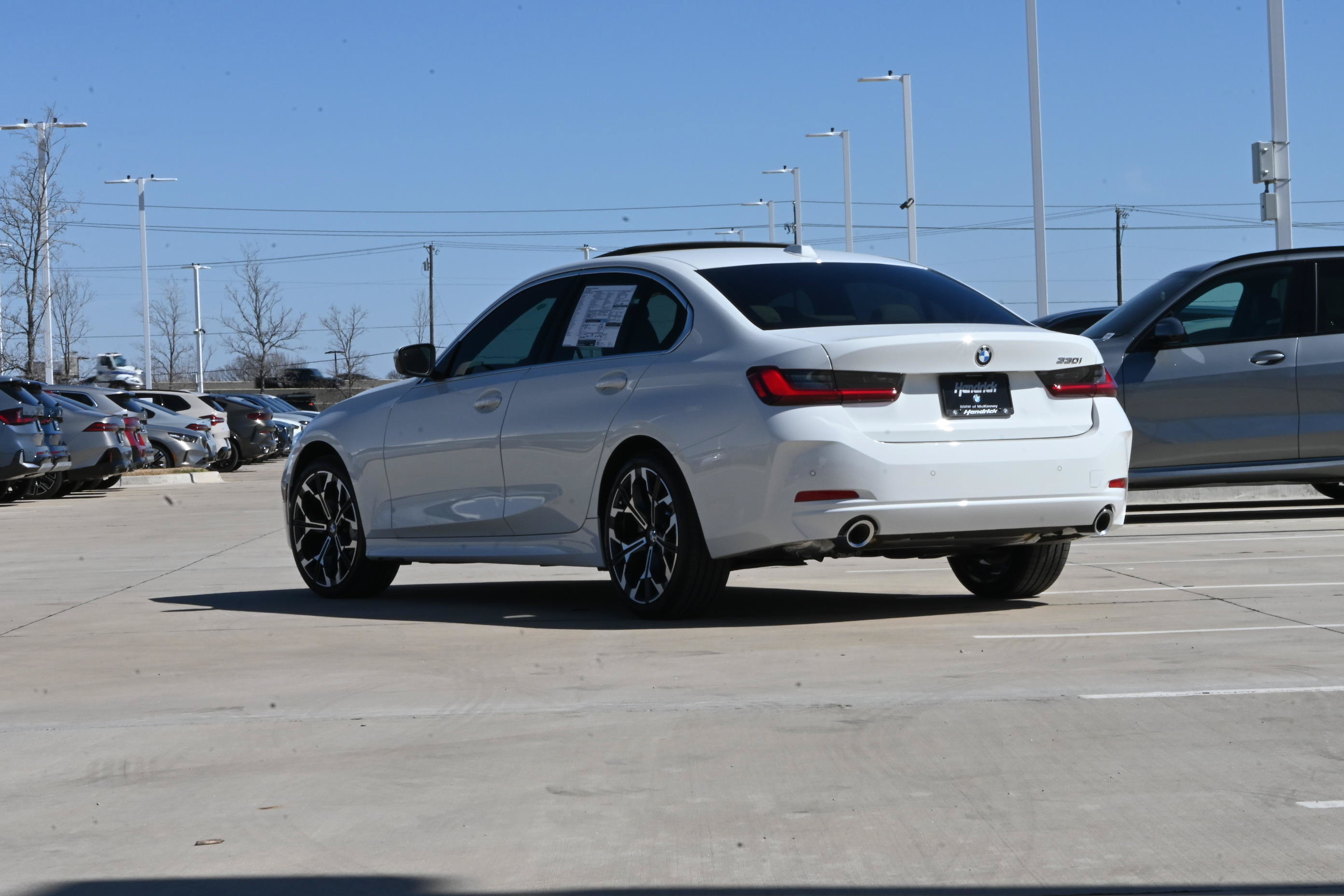 Used 2026 BMW 330i Sedan w/ Premium Package RWD image 2