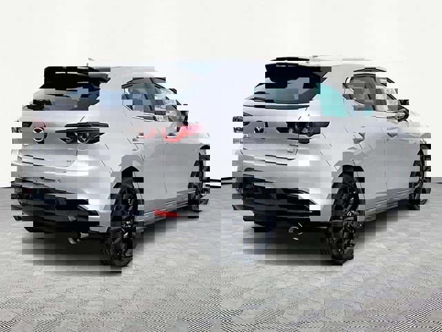 New 2026 MAZDA MAZDA3 Hatchback w/Premium Plus Pkg image 6