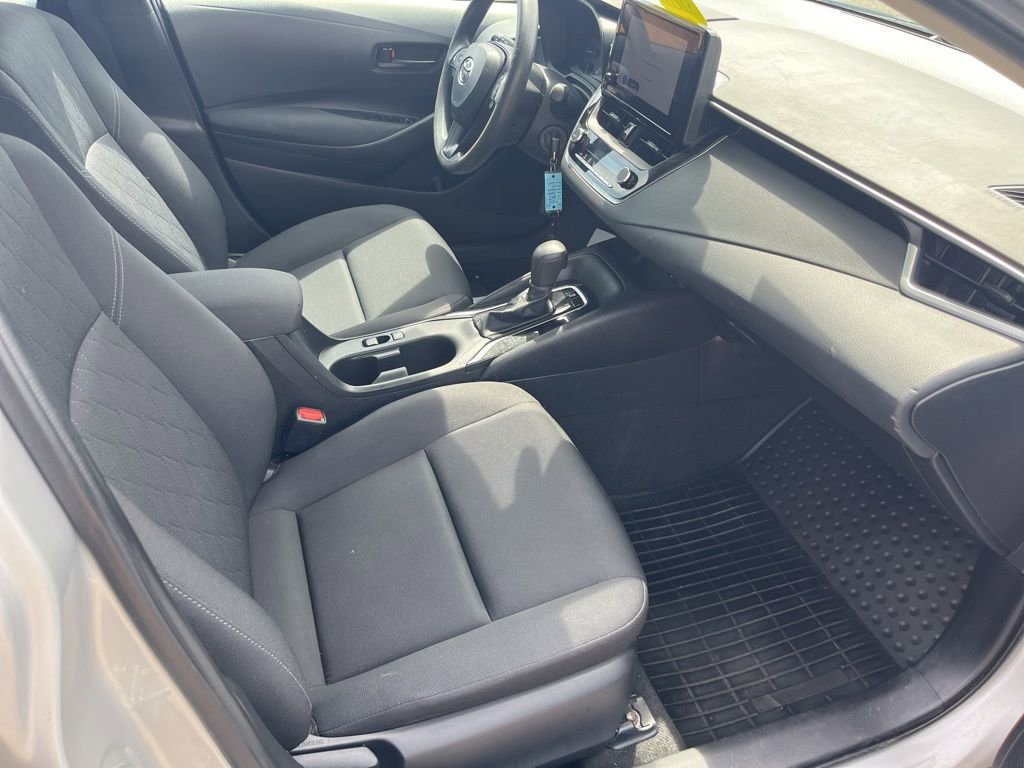 Used 2023 Toyota Corolla LE FWD image 18