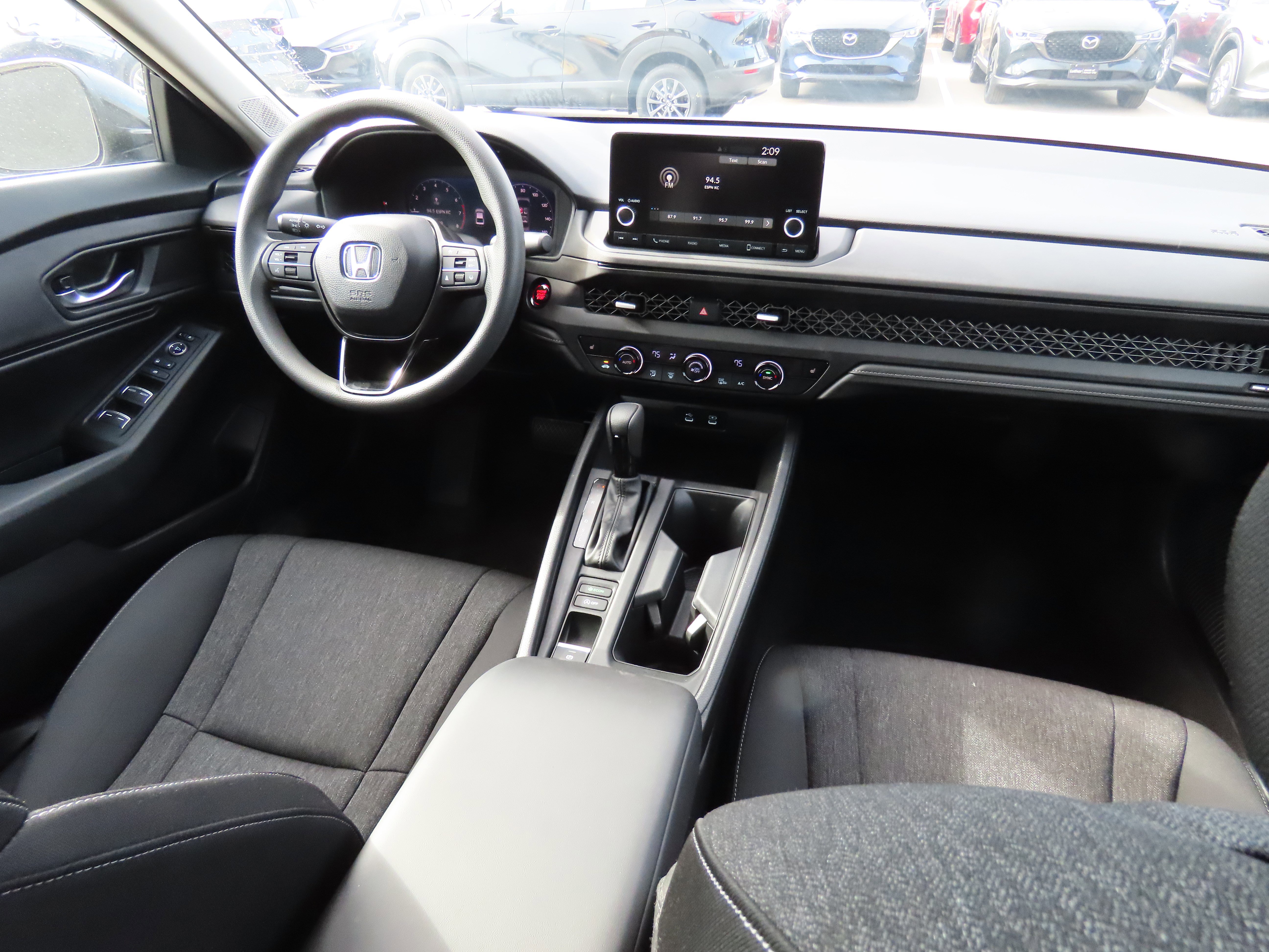 Used 2025 Honda Accord SE image 15