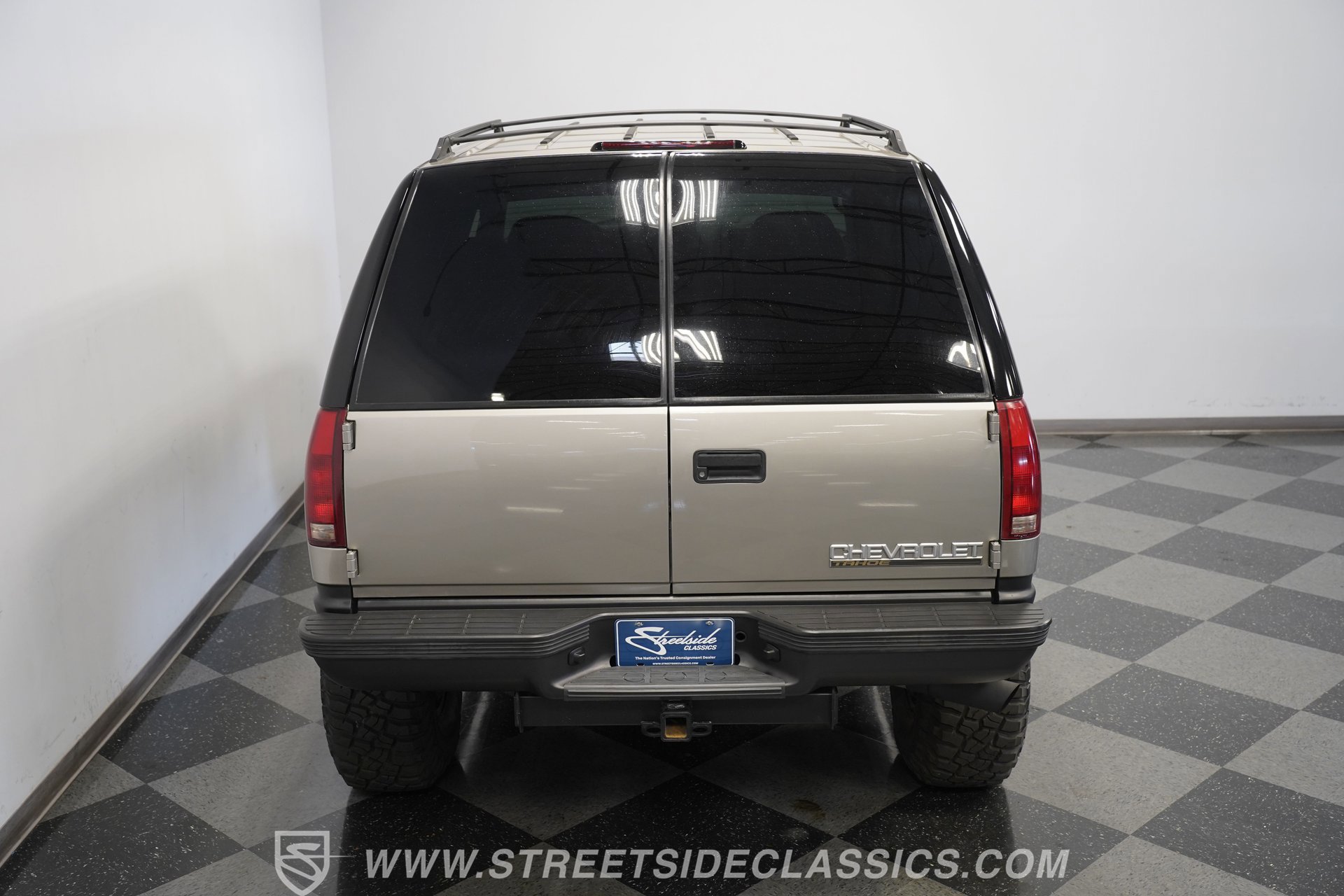 Used 1999 Chevrolet Tahoe 4WD 2-Door w/ Preferred Equipment Group image 31