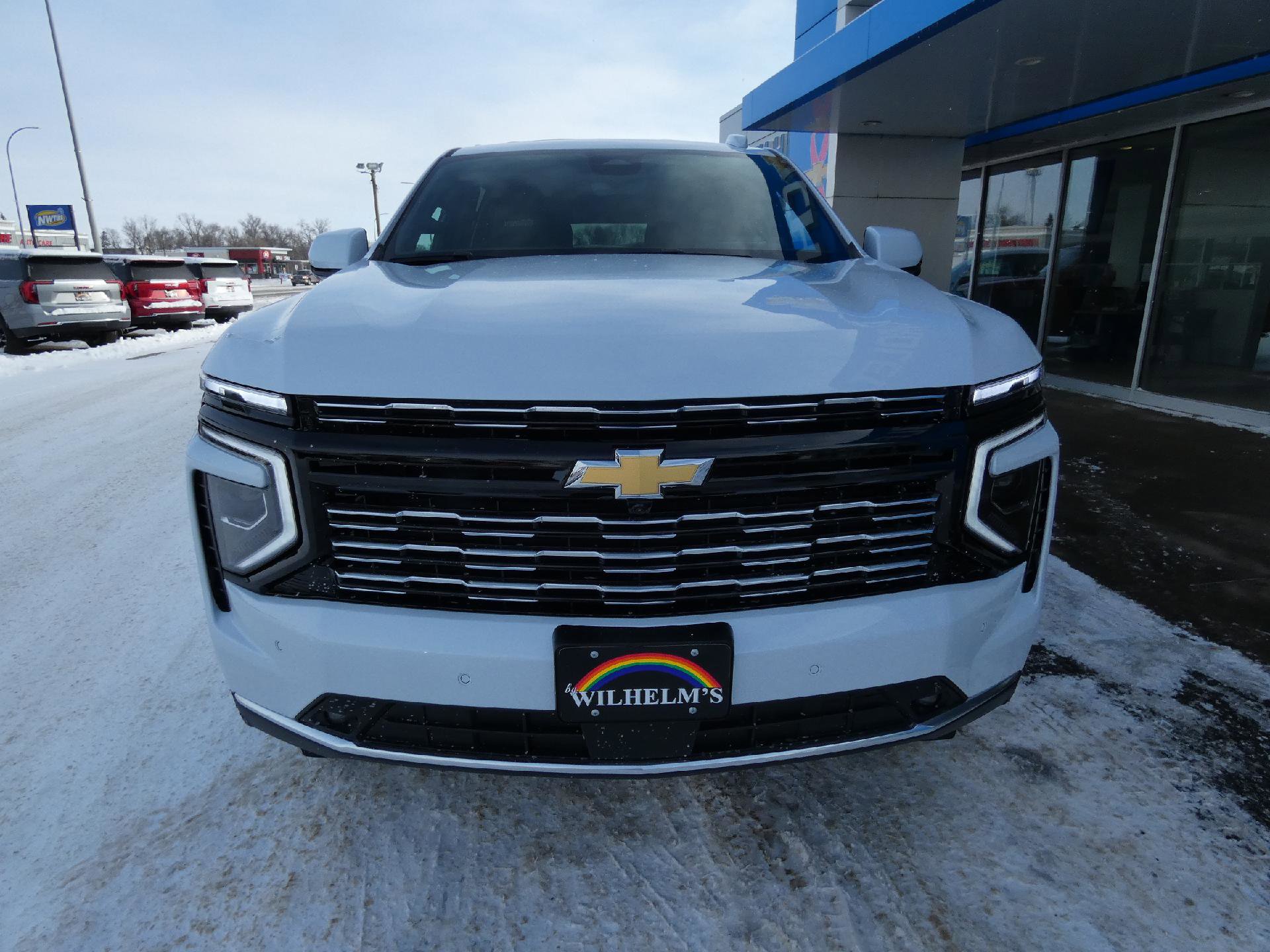 New 2026 Chevrolet Suburban High Country image 5
