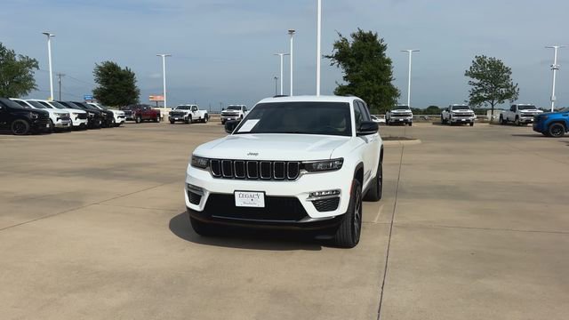 Used 2025 Jeep Grand Cherokee Limited RWD image 4