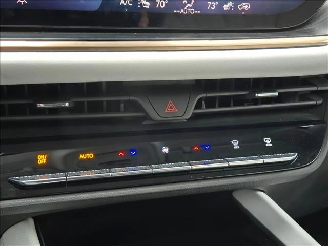 Used 2024 Buick Envision Avenir image 13