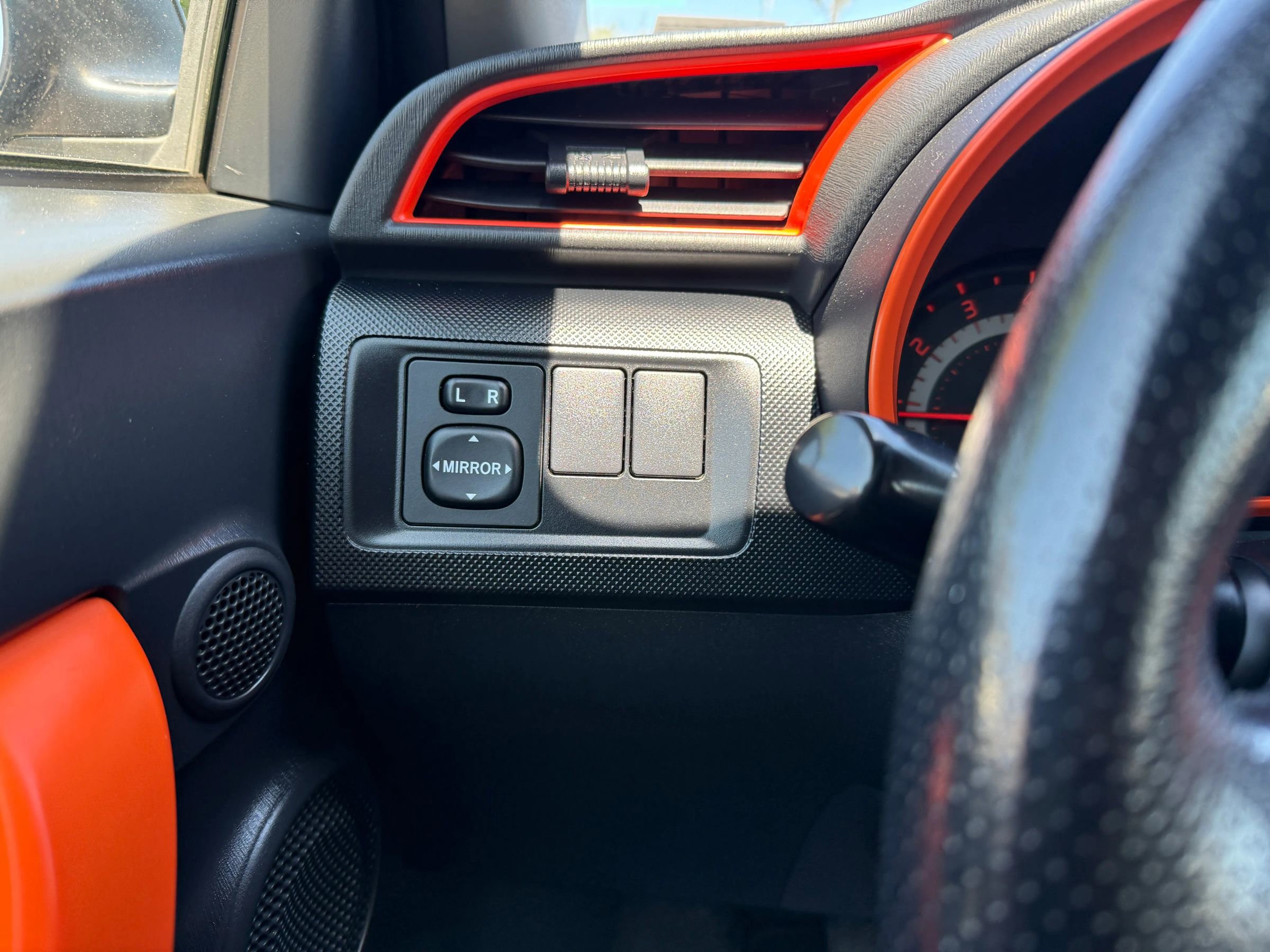 Used 2015 Scion tC FWD image 23