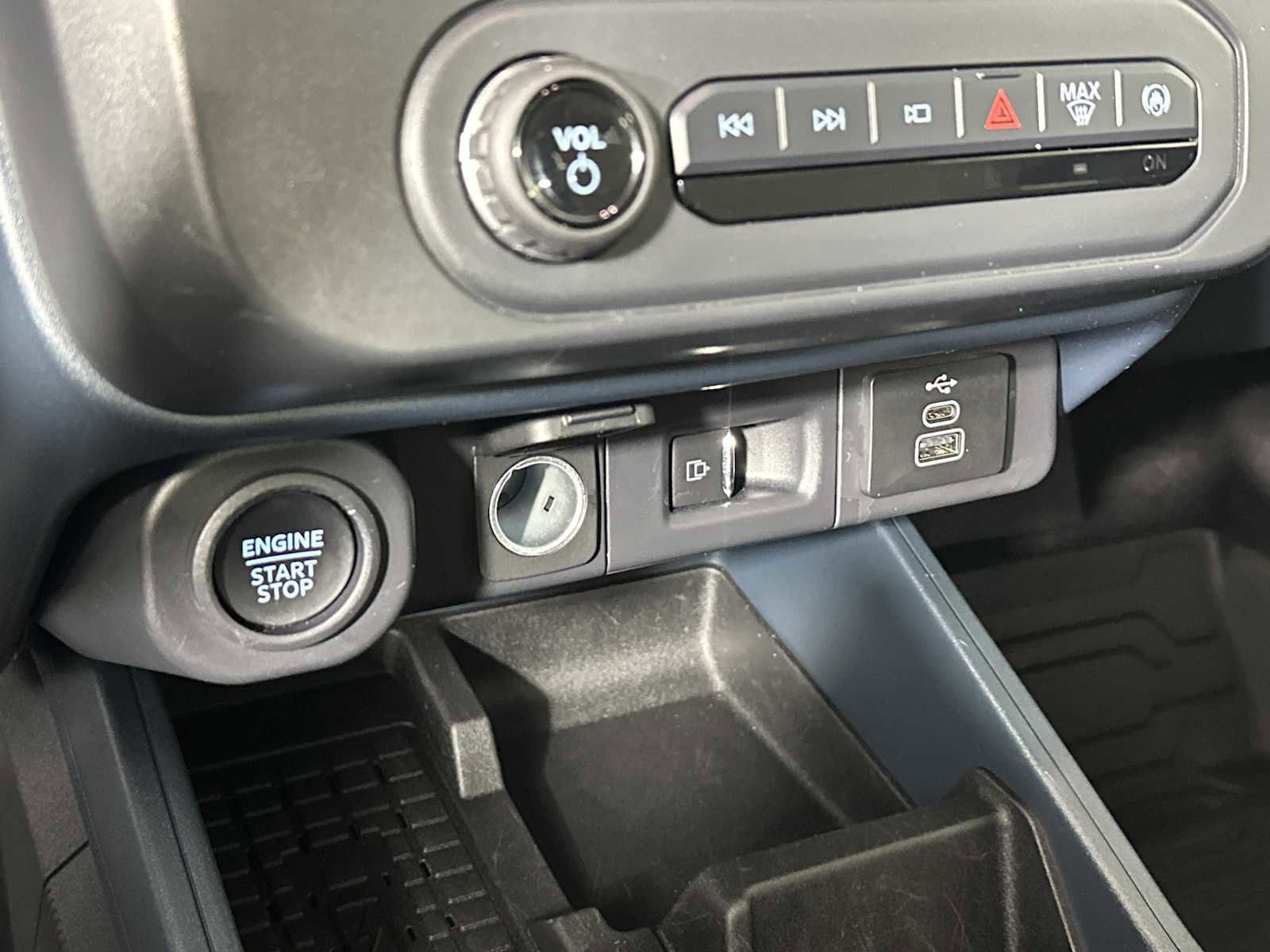 Used 2025 Ford Maverick Lariat image 33